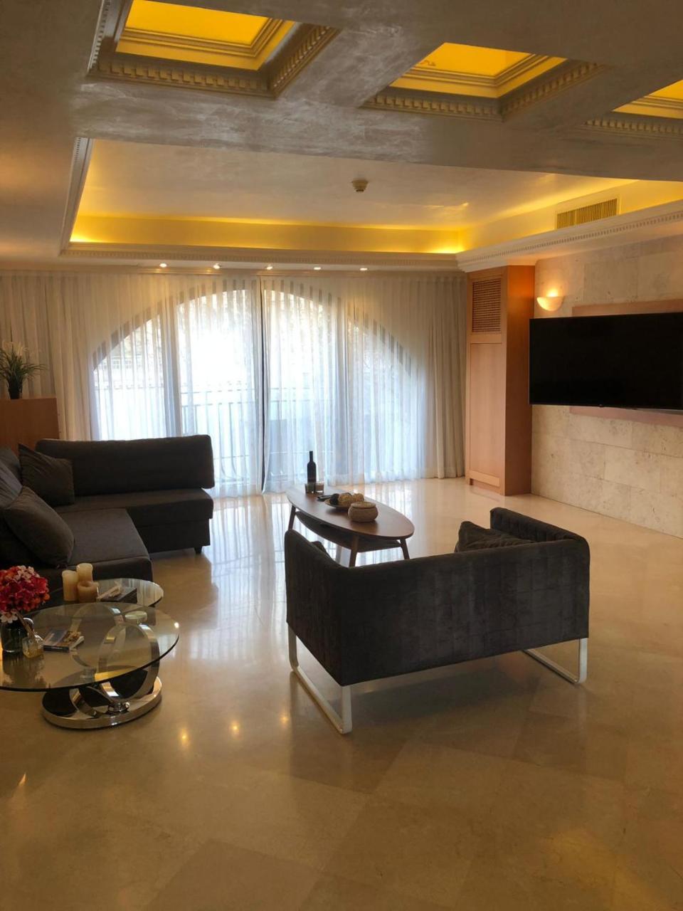 Mamilla'S Penthouse Apartment Jerusalem Exterior photo